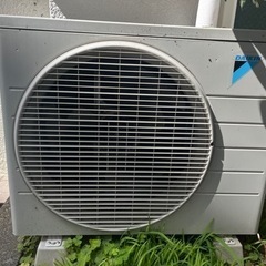 ダイキン 10畳用 ルームエアコン 2019年製