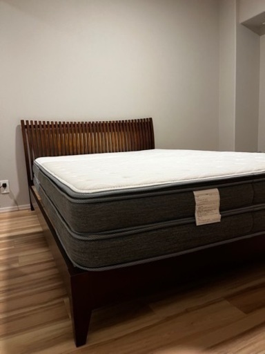 大塚家具ベッド＋ニトリマットレス