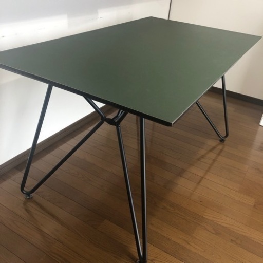 家具　ダイニングテーブル