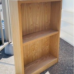 木製本棚の画像