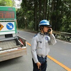 2024年度春季業務拡大！未経験者日給１万～警備担当大募集！　車両・歩行者への誘導や簡単な声掛／直行直帰！　日払い可！！定年退職後に最適！ 現場は、熊本市東区、中央区　及びその近郊の画像