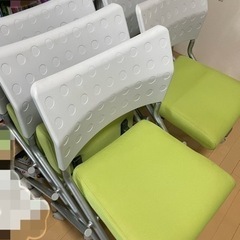 最終値下げＬＵＣＫＩＬＡ ＤＤネスティングチェア　ライトグリーン 家具 椅子 チェアの画像