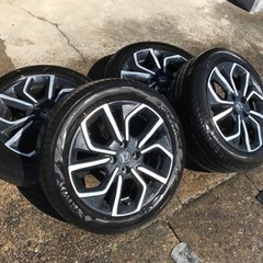 車のパーツ タイヤ、ホイール