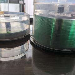 大量のCD-R？の画像