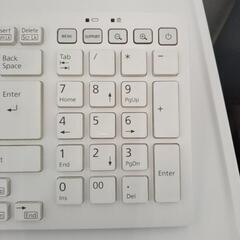 FUJITSUワイヤレスキーボード 電池式 20年製 TJ3833の画像