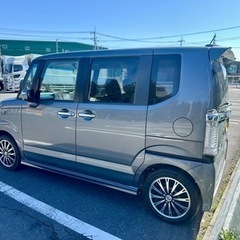 H24 ホンダN-BOXカスタム  75,680km  車検7年／4月の画像