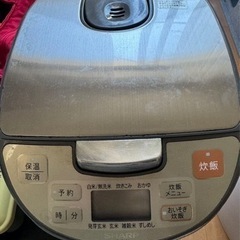 シャープ炊飯器の画像