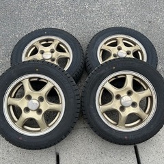 車のパーツ タイヤ、ホイール