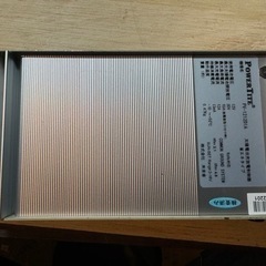 ほぼ新品　PV-1212D1A　未来舎（POWERTITE）　ソーラーコントローラー　12V用　12Aの画像