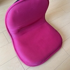 小さめ座椅子差し上げます。