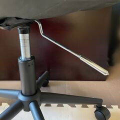 マナベ 昇降式ワークチェア メローネ2の画像