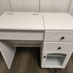 値下げ！新品購入後未使用/組立済/ドレッサー/ニトリ/ フローリオ7080D WHの画像