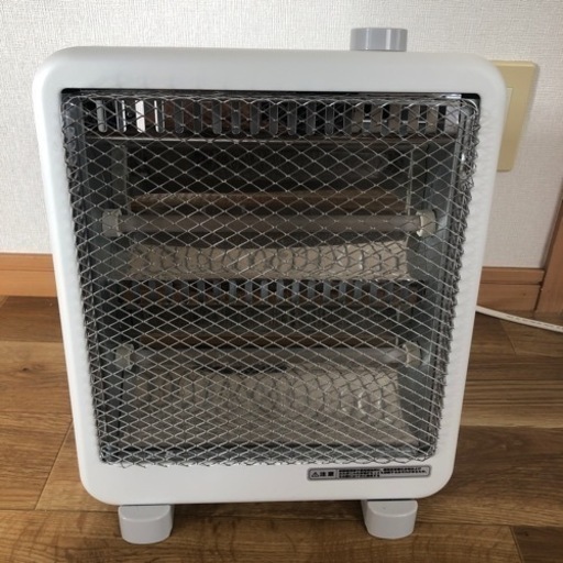 ニトリ  電気ストーブ