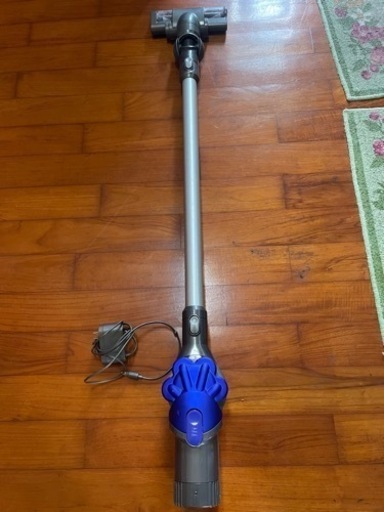 dyson コードレス掃除機問い合わせ多い為一旦受付終了します