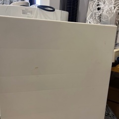書類棚　白　事務所用品　ケースの画像