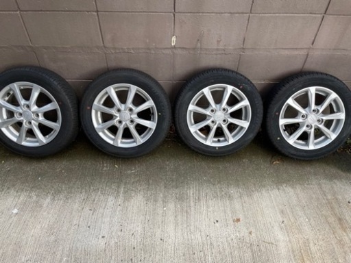 決まりました　ダイハツムーブカスタム　タイヤホイール　うっすらイボあり！！