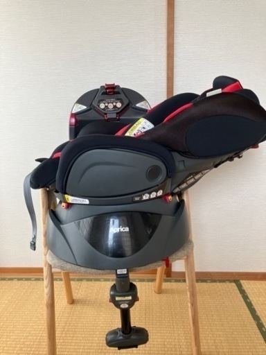 アップリカ　チャイルドシート　ディアターン プラス 　回転式