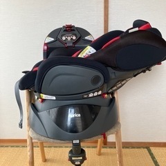 アップリカ　チャイルドシート　ディアターン プラス 　回転式 