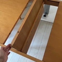 ダイニングテーブルの画像