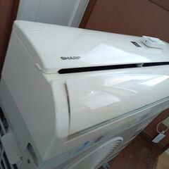エアコン工事は安心の電気工事士にお任せ♪大型2.8ｋ10畳位！広いリビングなど！プラズマイオン！工事付き！保証付き！配送込！取り外し無料！エリア限定 エアコン工事は安心の電気工事士にお任せ♪大型2.8k10畳用