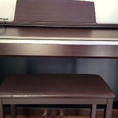 取引中　電子ピアノ　カシオセルヴィアーノ　AP220BN