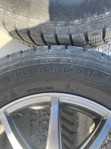 車のパーツ タイヤ、ホイール