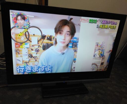 テレビ見れます! 液晶テレビ 1500円  ORION  LE22-11BK  リモコン付  2010年製