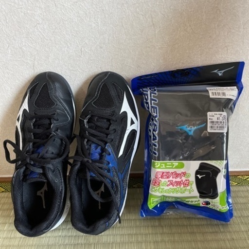 男子バレーボール　シューズ　サポーター　ソックス