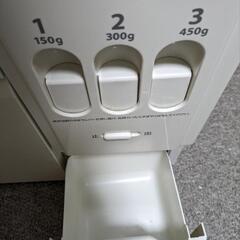 ライスチェスト 米びつ SE-A477ZO ホワイト の画像