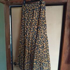 GU花柄ロングスカート②