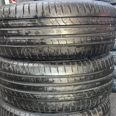 215/45/17 中古4本タイヤ+交換、アマントレーディング株式会社タイヤ専門店、愛知県大府市の画像