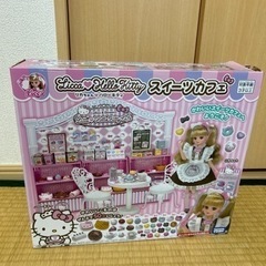 リカちゃん　ハローキティ　スイーツカフェ