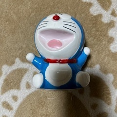 ドラえもん陶器貯金箱の画像