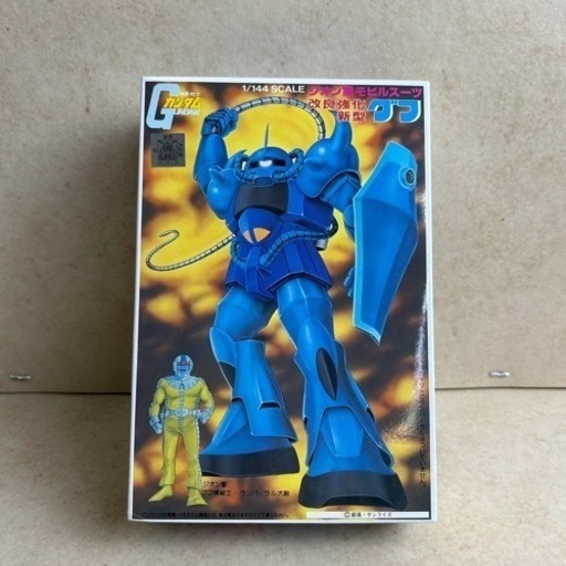 k309602 【新品】【未組立て】バンダイ 旧キット 1/144 改良強化新型 グフ プラモデル 模型 色分け済みプラモデル ガンプラ 中古 当時物