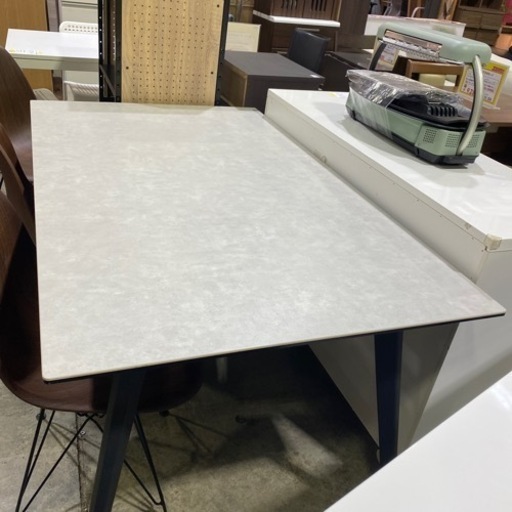 《スタイリッシュ》家具 ダイニングセット