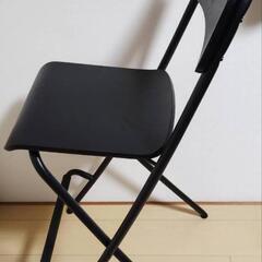 IKEAの椅子