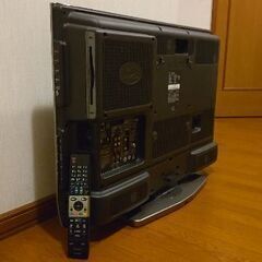 液晶テレビ シャープ AQUOS LC-32DX3 完動品(BD/DVD動作確認済み) + DVDプレーヤー AVOX ADS-1180SWの画像