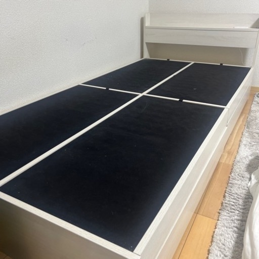 ニトリ　ベットフレーム　家具 収納家具