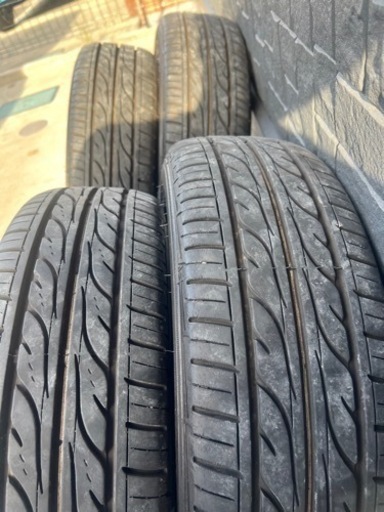 車のパーツ タイヤ、ホイール