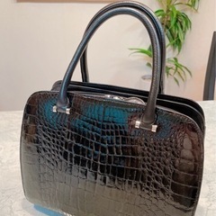 【超美品】高級皮革製品　本物　クロコバッグ　ブラック　黒　卒園式...