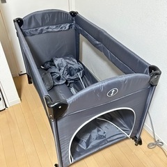 ベビーベッド　ベビーサークル