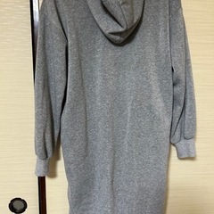 フード付ワンピース