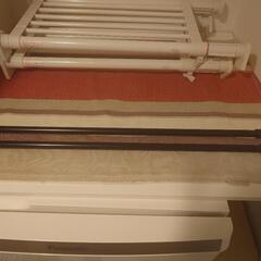 ツッパリ棒とツッパリ棚の画像