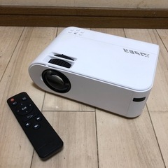 プロジェクター