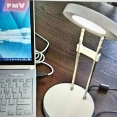 IKEA　イケア　USB デスクライト　ワーキングライト　デスクライト　デスクランプ　卓上ライト　テーブルランプ　ナイトランプの画像