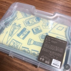 セミハードクーラーボックス と 簡易テーブルセット(レジャーシート付) 未使用品の画像