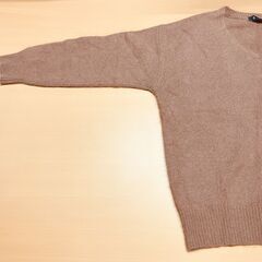 nano BASE Ｖネックセーター（ライトブラウン）レディース・Ｆサイズの画像