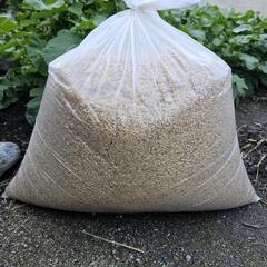 もみ殻　籾殻　土壌改善　土作り　家庭菜園　野菜作り　自然栽培　畑　ふかふかな土　の画像
