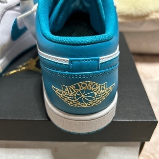 正規品‼️新品‼️NIKEエアジョーダン1‼️アクアブルーとホワイトのコンビ、箱ありでーす‼️