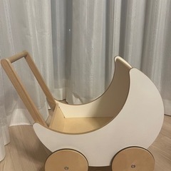 ooh noo toy pram 手押し車の画像
